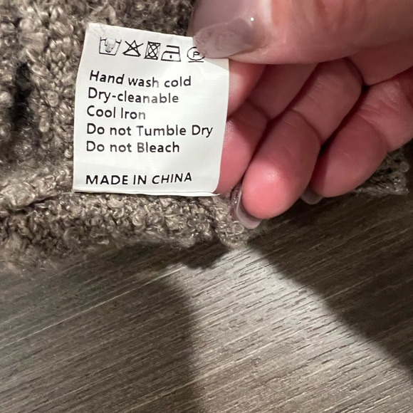 Lillusory Bouclé Textured Crewneck Sweater Women’s M Brown Cozy Minimalist Knit - Picture 5 of 6